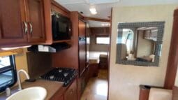 2014 Thor Motor Coach Vegas 24.1 full
