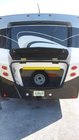 2016 Winnebago Cambria full