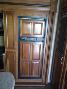 2016 Prime Time Crusader 294RLT full