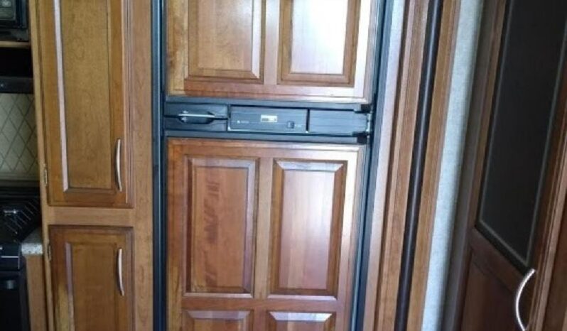 2016 Prime Time Crusader 294RLT full