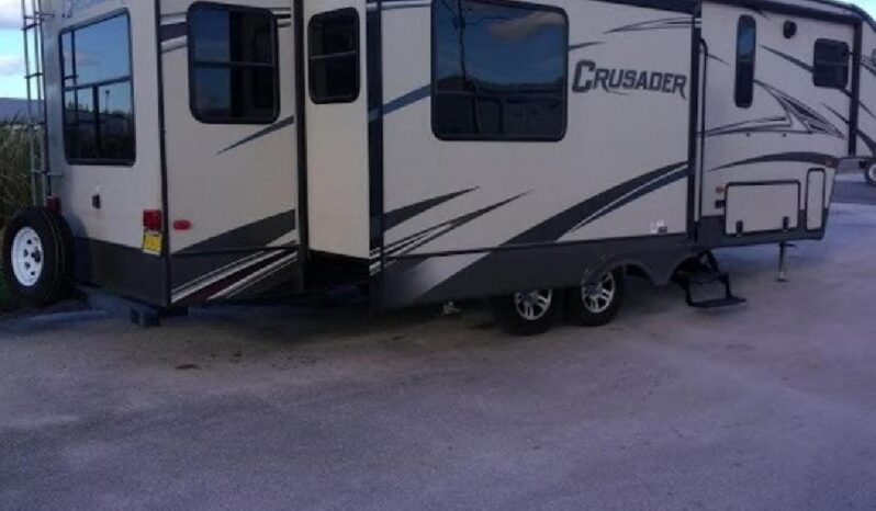 2016 Prime Time Crusader 294RLT full