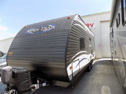 2019 Dutchman Aspen Trail 1900RB full