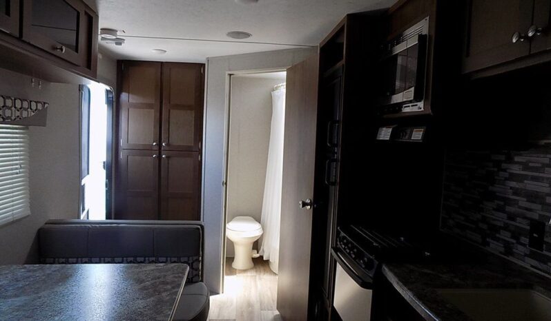 2019 Dutchman Aspen Trail 1900RB full