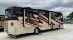 2009 Holiday Rambler Endeavor 38PDQ full