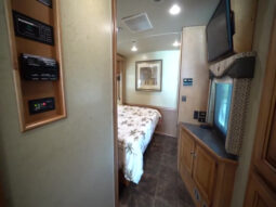 2014 Itasca Sunova 33C full