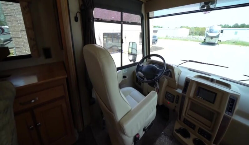 2014 Itasca Sunova 33C full