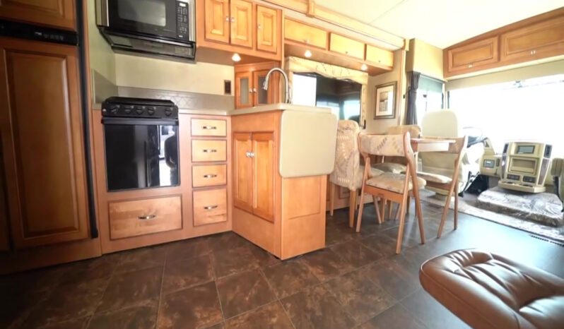 2014 Itasca Sunova 33C full