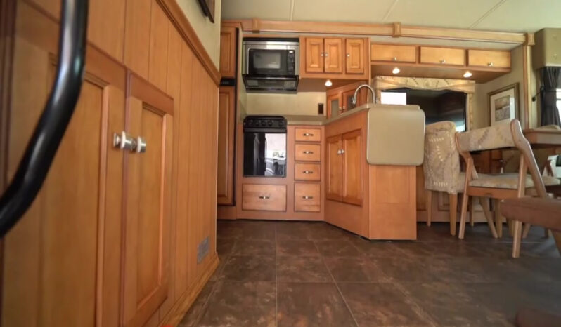 2014 Itasca Sunova 33C full