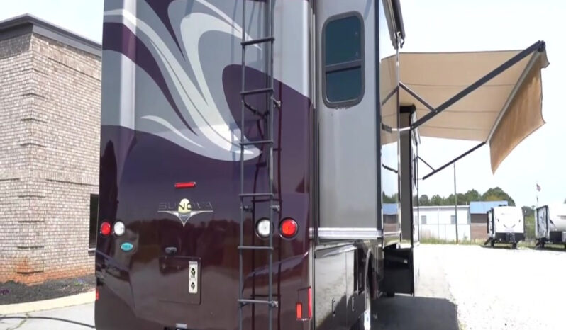 2014 Itasca Sunova 33C full