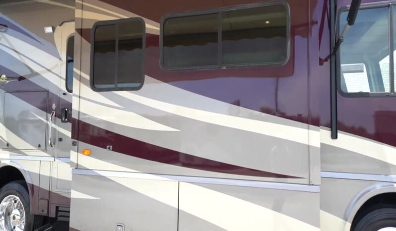 2014 Itasca Sunova 33C full