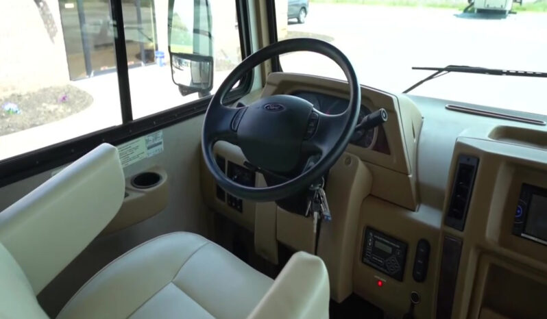 2014 Itasca Sunova 33C full