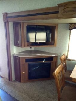 2016 Prime Time Crusader 294RLT full