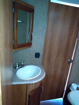 2016 Prime Time Crusader 294RLT full