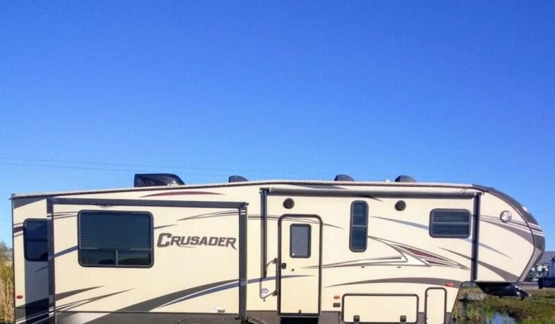 2016 Prime Time Crusader 294RLT full