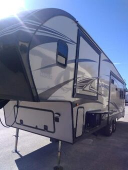 2016 Prime Time Crusader 294RLT full