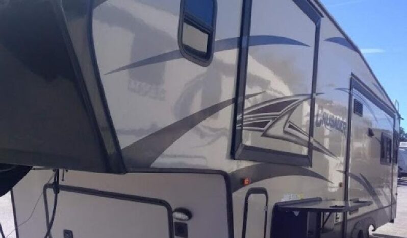 2016 Prime Time Crusader 294RLT full