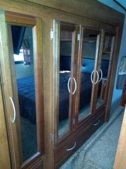 2016 Prime Time Crusader 294RLT full