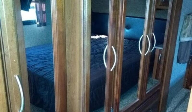 2016 Prime Time Crusader 294RLT full