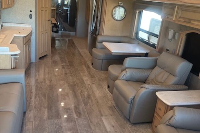 2019 Newmar Ventana 4037 full