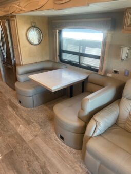 2019 Newmar Ventana 4037 full