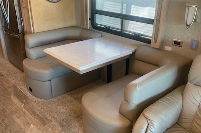 2019 Newmar Ventana 4037 full