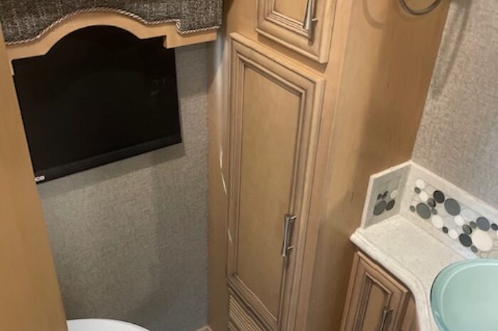 2019 Newmar Ventana 4037 full