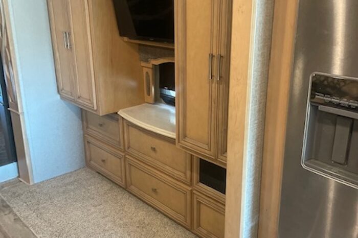 2019 Newmar Ventana 4037 full