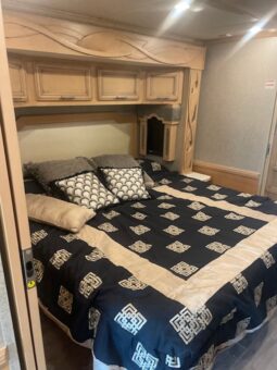 2019 Newmar Ventana 4037 full