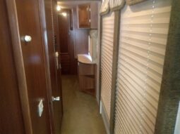 2004 Fleetwood Southwind 37C full