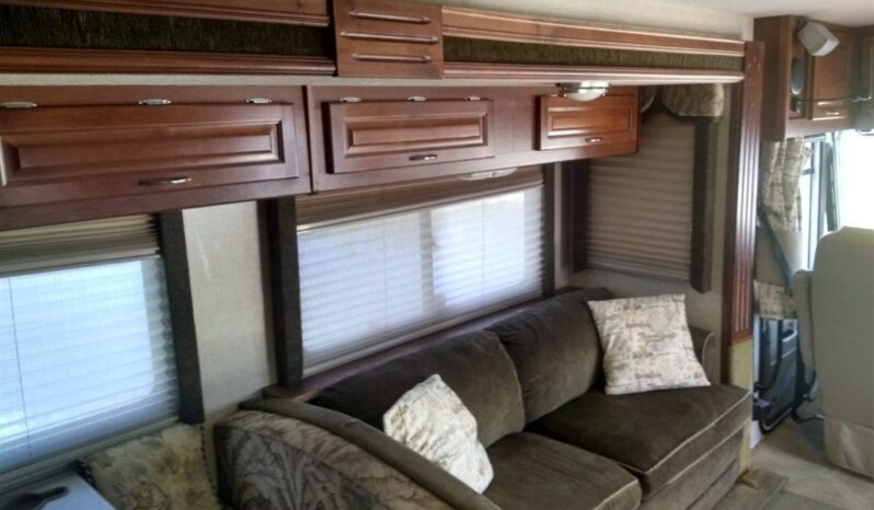 2004 Fleetwood Southwind 37C full