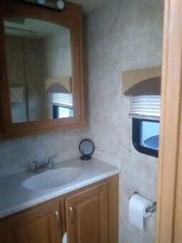 2008 Forest River Charleston 410QS full