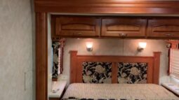 2007 Holiday Rambler Endeavor 40SFT full