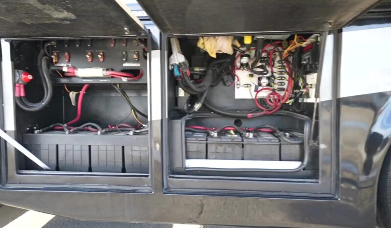 2006 Tiffin Zephyr 45QSZ full