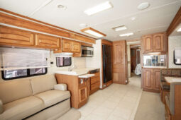 2007 Holiday Rambler Neptune XL 38PBT full