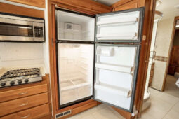 2007 Holiday Rambler Neptune XL 38PBT full