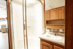 2007 Holiday Rambler Neptune XL 38PBT full