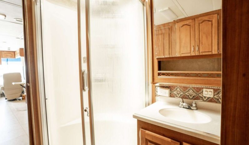 2007 Holiday Rambler Neptune XL 38PBT full