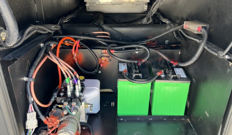 2015 Thor Motor Challenger 37KT full