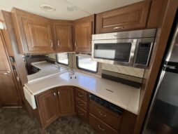 2015 Thor Motor Challenger 37KT full