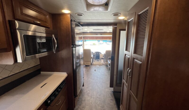 2015 Thor Motor Challenger 37KT full