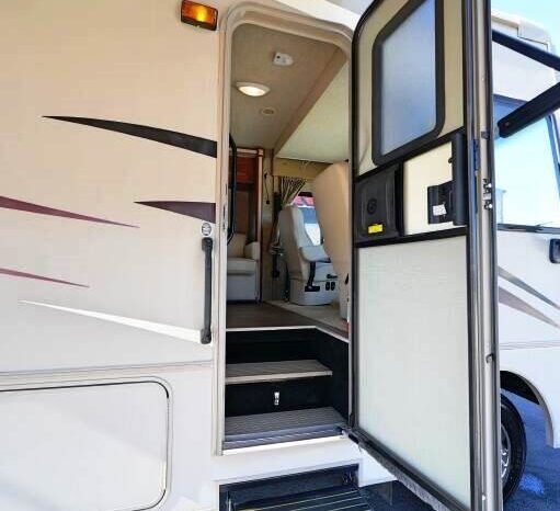 2014 Itasca Sunstar 31KE full