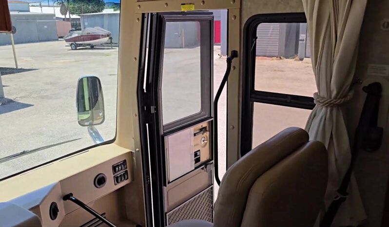 2006 Holiday Rambler Endeavor 40PDQ full