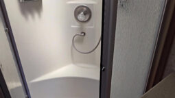 2006 Holiday Rambler Endeavor 40PDQ full