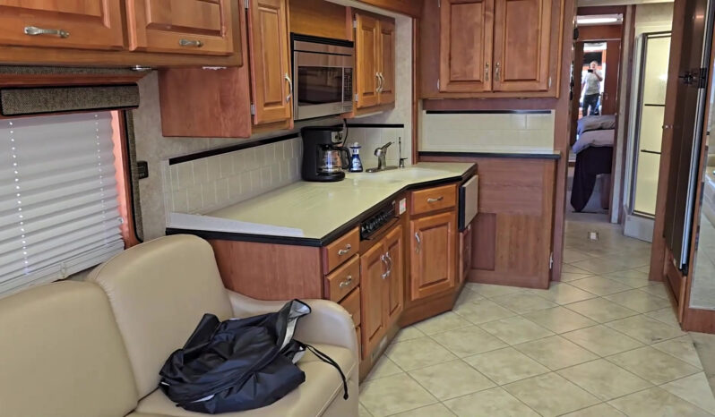 2006 Holiday Rambler Endeavor 40PDQ full
